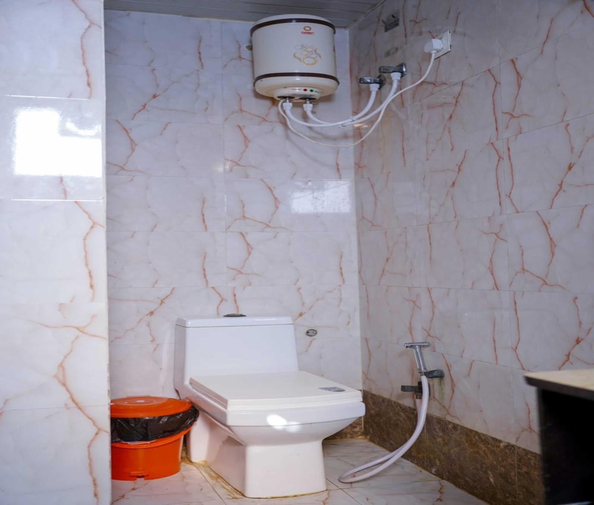 Vrindavan Dreams Hotel And Suites Экстерьер фото